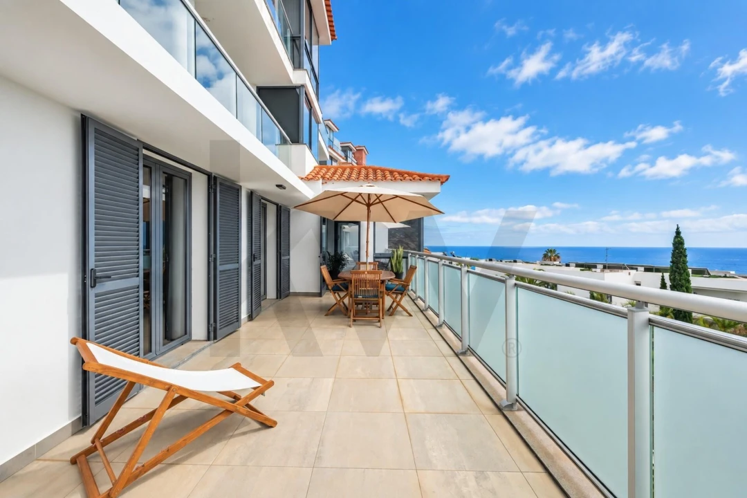 Apartamento T3 para Venda em Caniço Foto 19