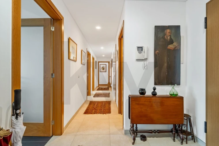 Apartamento T3 para Venda em Caniço Foto 3