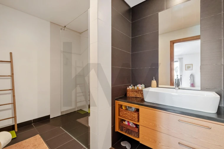 Apartamento T3 para Venda em Caniço Foto 15