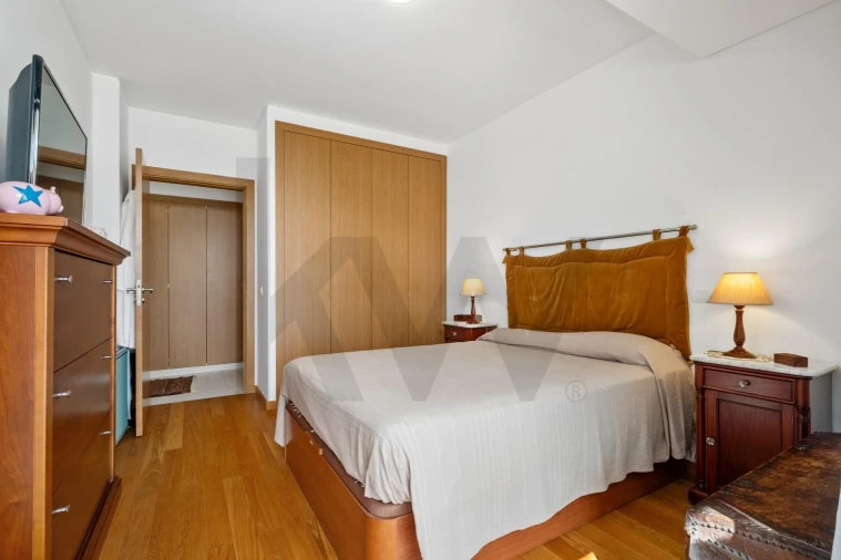 Apartamento T3 para Venda em Caniço Foto 24