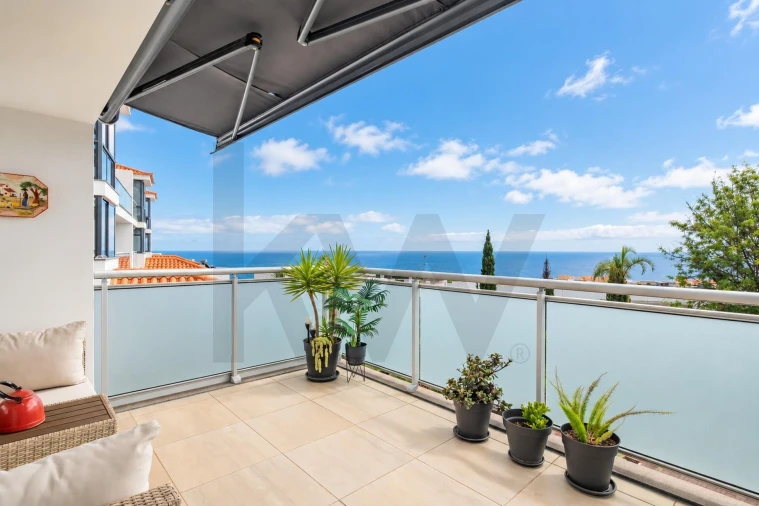 Apartamento T3 para Venda em Caniço Foto 6