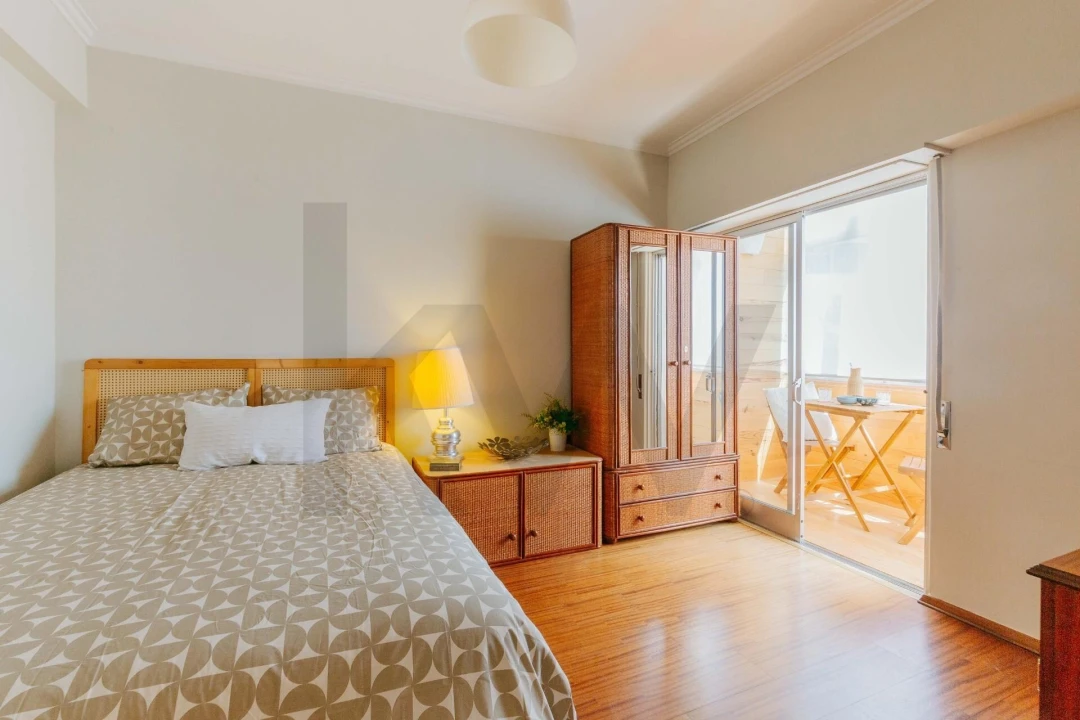 Apartamento T2 para Arrendamento em Oeiras e São Julião da Barra, Paço de Arcos e Caxias Foto 11