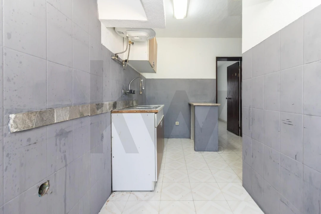 Moradia T1 para Venda em Setubal (São Sebastião) Foto 6