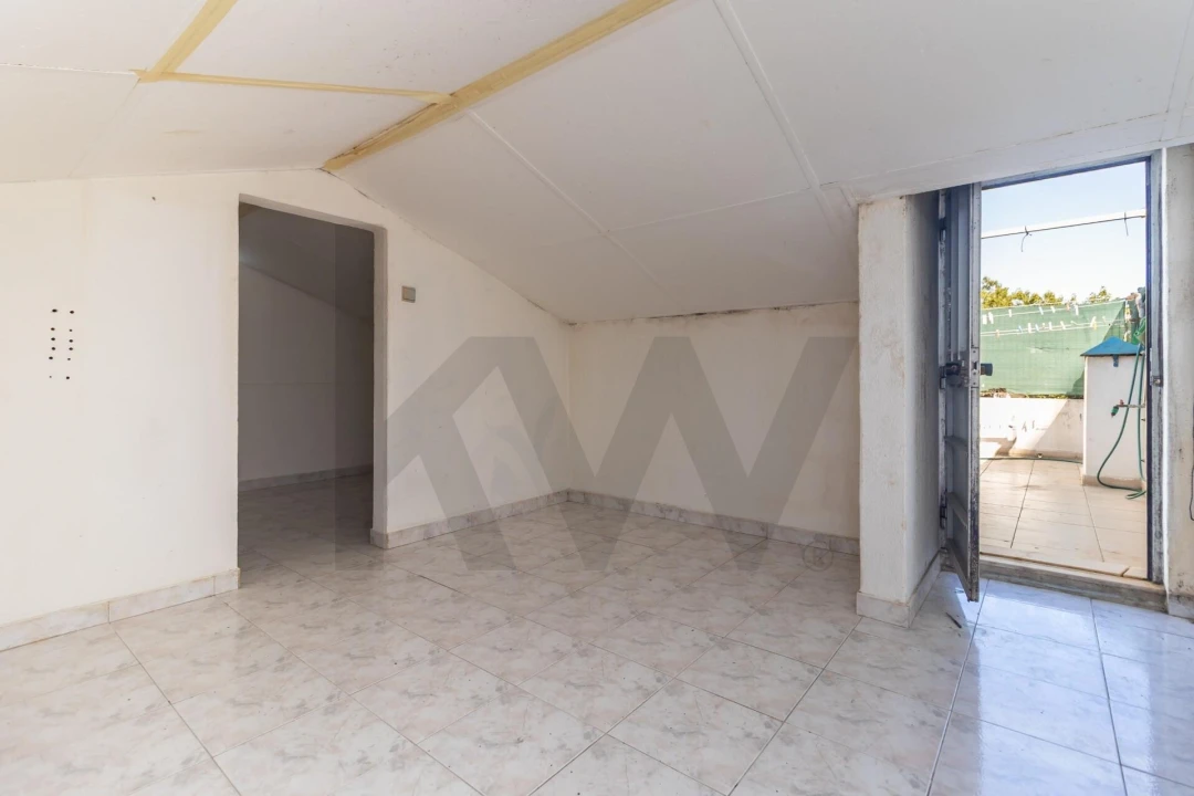 Moradia T1 para Venda em Setubal (São Sebastião) Foto 18