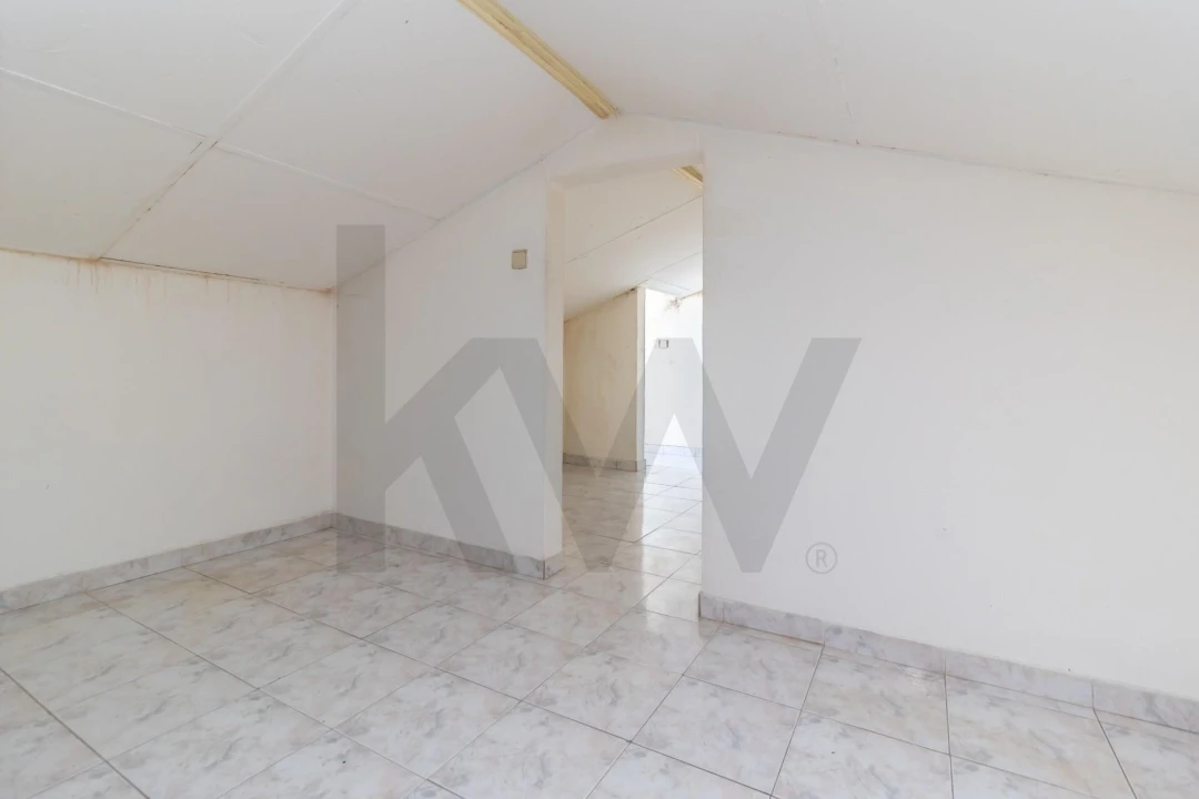 Moradia T1 para Venda em Setubal (São Sebastião) Foto 16