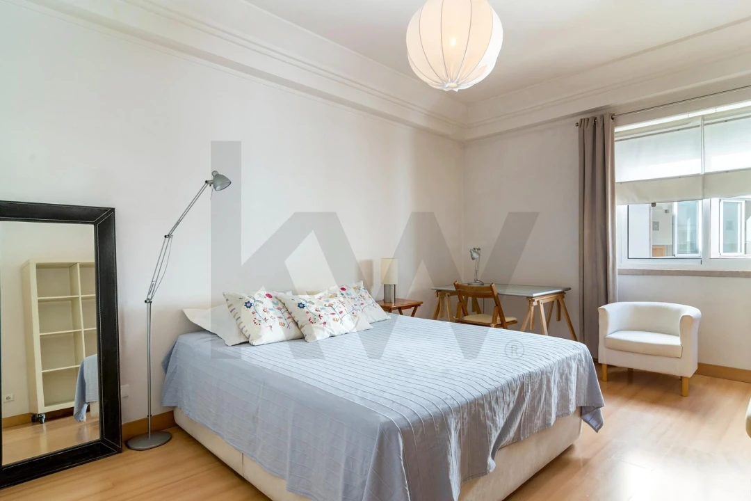 Apartamento T1 para Venda em Santo António Foto 8
