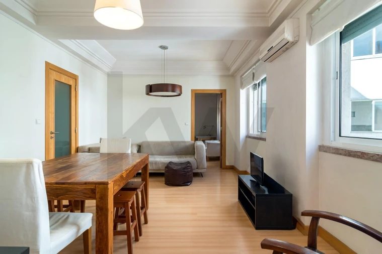 Apartamento T1 para Venda em Santo António Foto 5