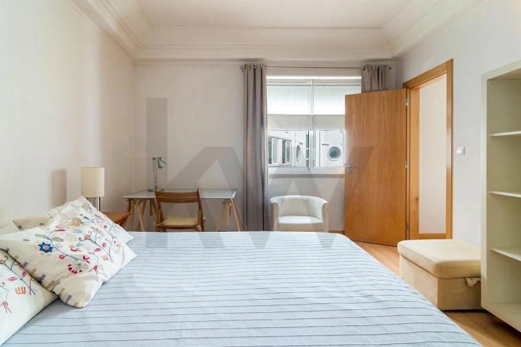 Apartamento T1 para Venda em Santo António Foto 9