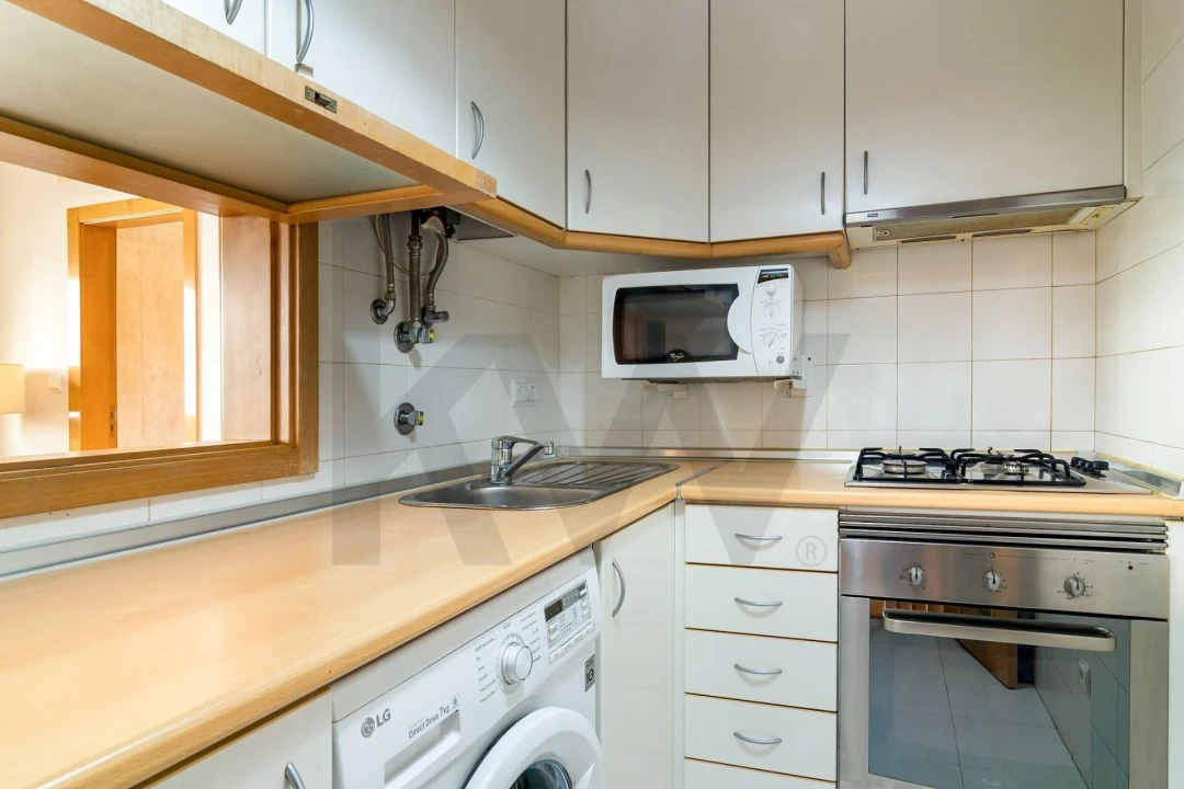 Apartamento T1 para Venda em Santo António Foto 14