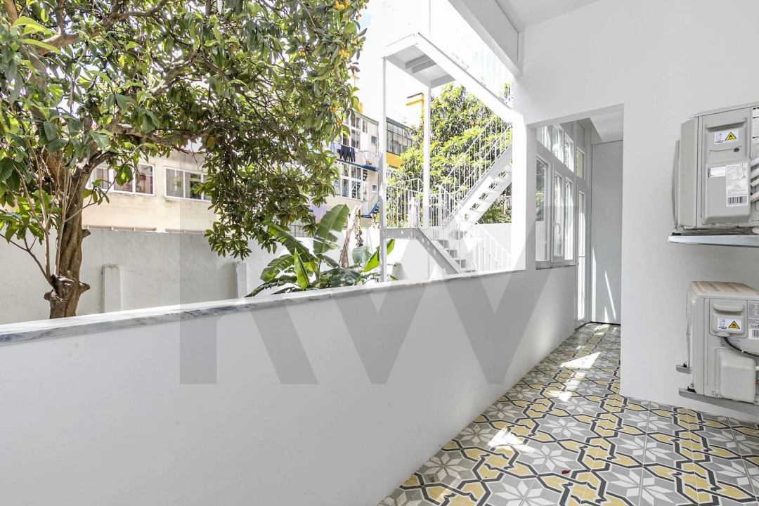 Apartamento T2 para Venda em Arroios Foto 18