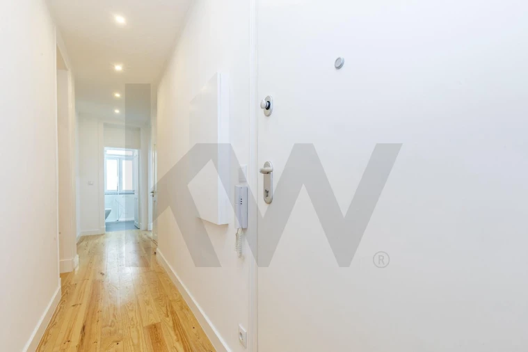 Apartamento T2 para Venda em Arroios Foto 10
