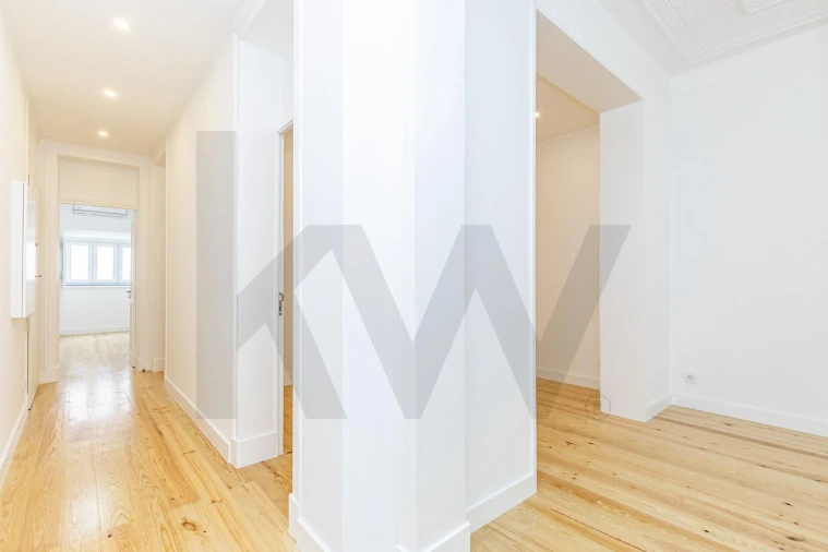 Apartamento T2 para Venda em Arroios Foto 14
