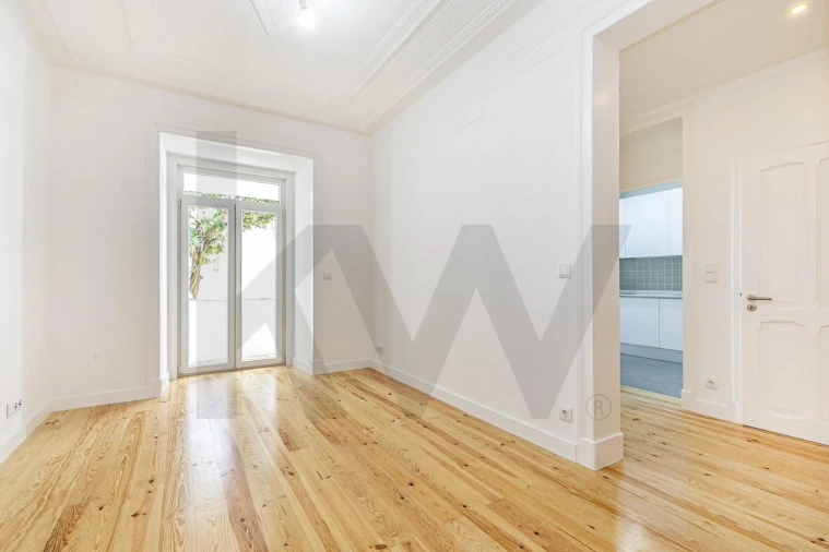 Apartamento T2 para Venda em Arroios Foto 12