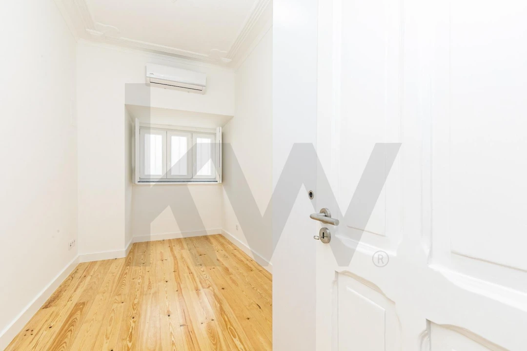 Apartamento T2 para Venda em Arroios Foto 4