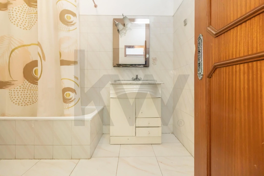 Apartamento T2 para Venda em Baixa da Banheira e Vale da Amoreira Foto 25