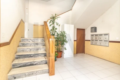 Apartamento T2 para Venda em Baixa da Banheira e Vale da Amoreira