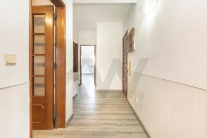 Apartamento T2 para Venda em Baixa da Banheira e Vale da Amoreira
