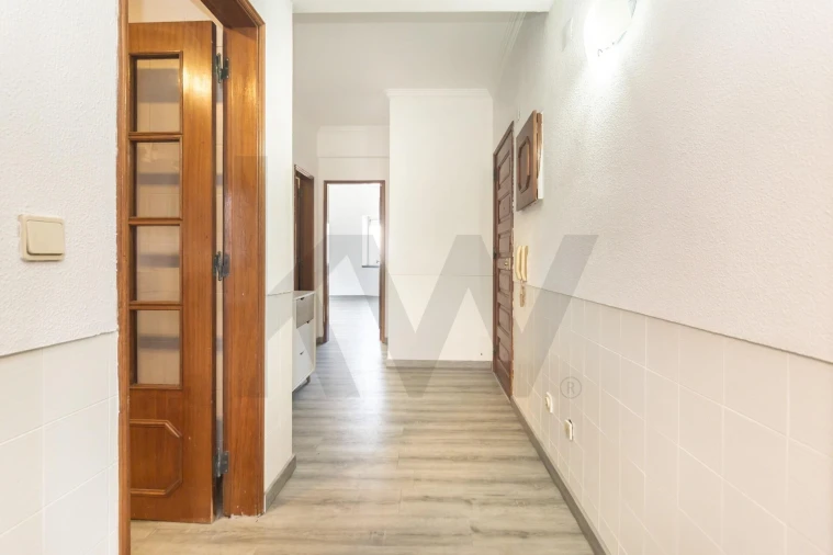 Apartamento T2 para Venda em Baixa da Banheira e Vale da Amoreira Foto 8