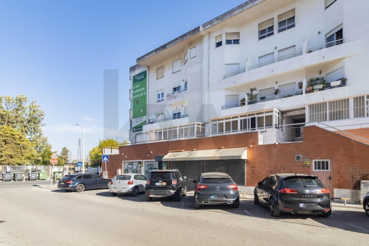 Apartamento T2 para Venda em Baixa da Banheira e Vale da Amoreira Foto 35