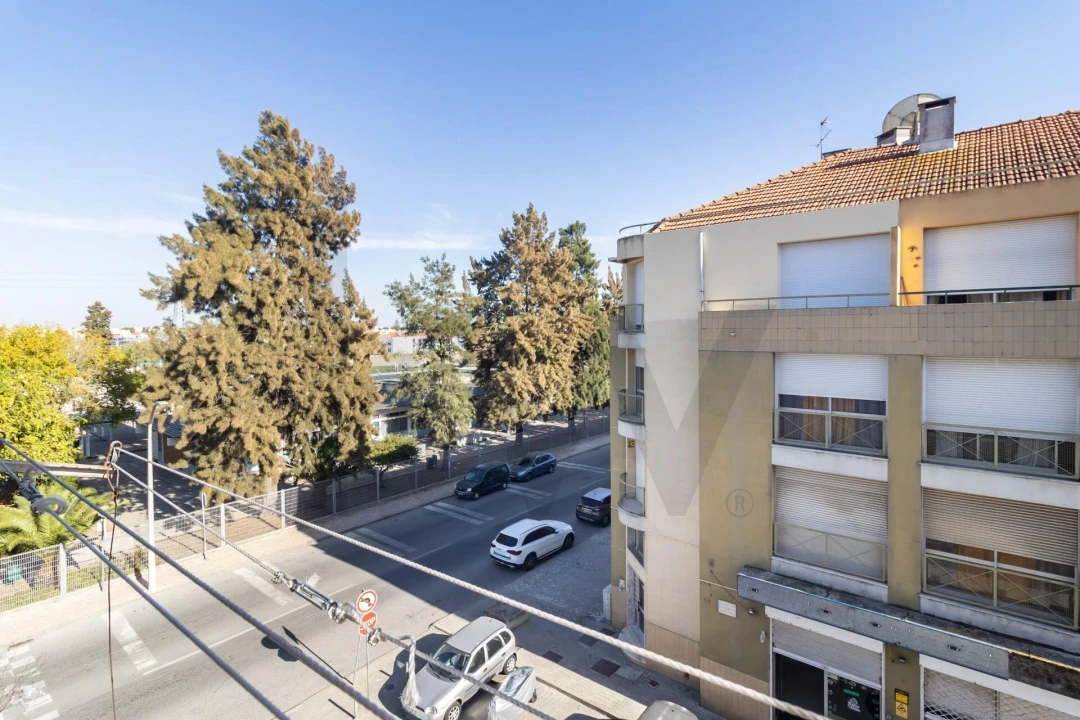 Apartamento T2 para Venda em Baixa da Banheira e Vale da Amoreira Foto 18