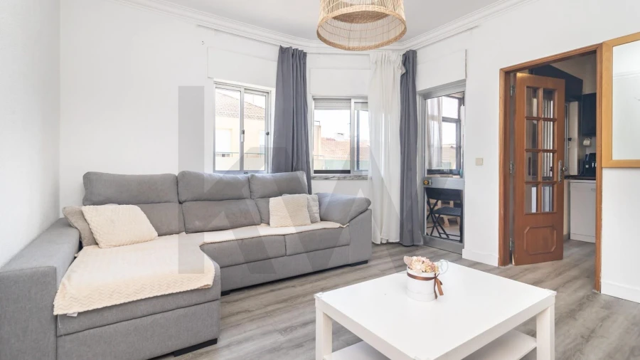 Apartamento T2 para Venda em Baixa da Banheira e Vale da Amoreira