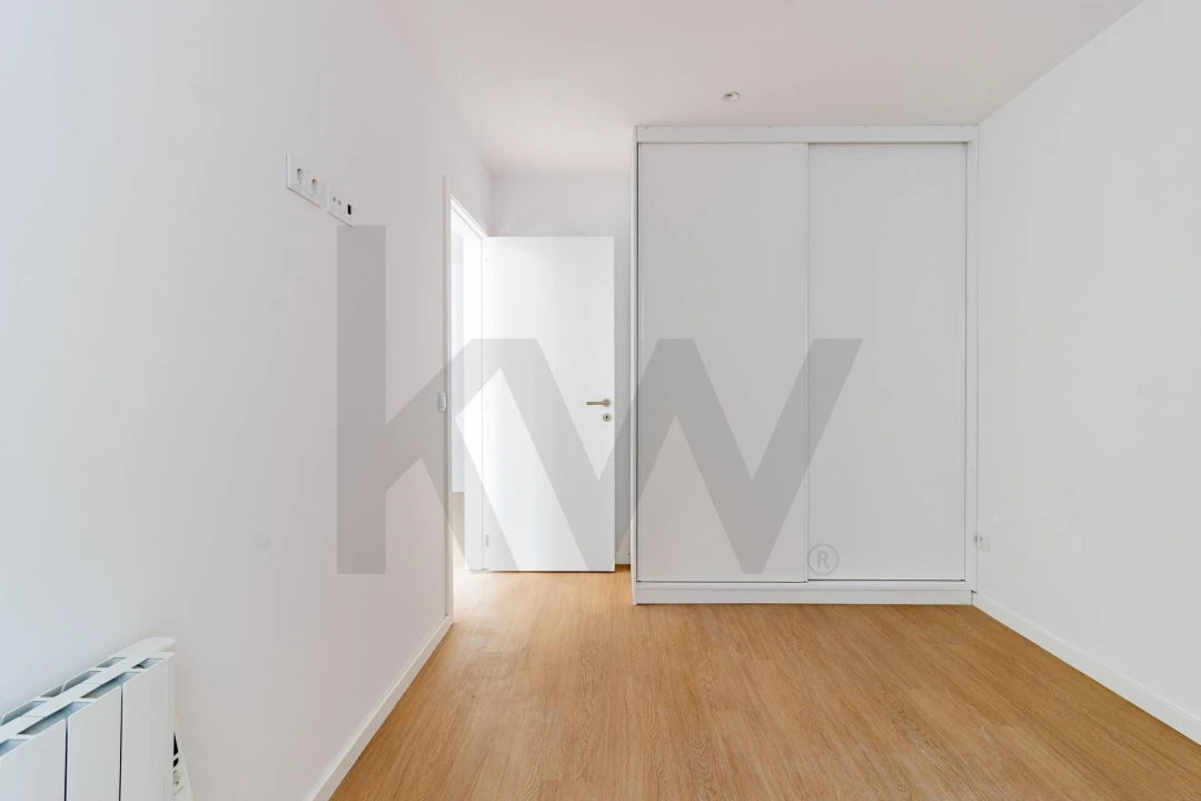 Apartamento T1 para Venda em Mafamude e Vilar do Paraíso Foto 7