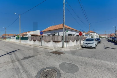 Moradia T2 para Venda em Samora Correia