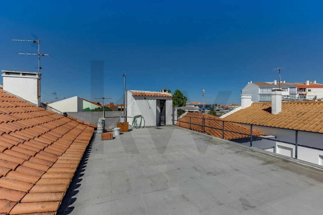 Moradia T2 para Venda em Samora Correia Foto 7