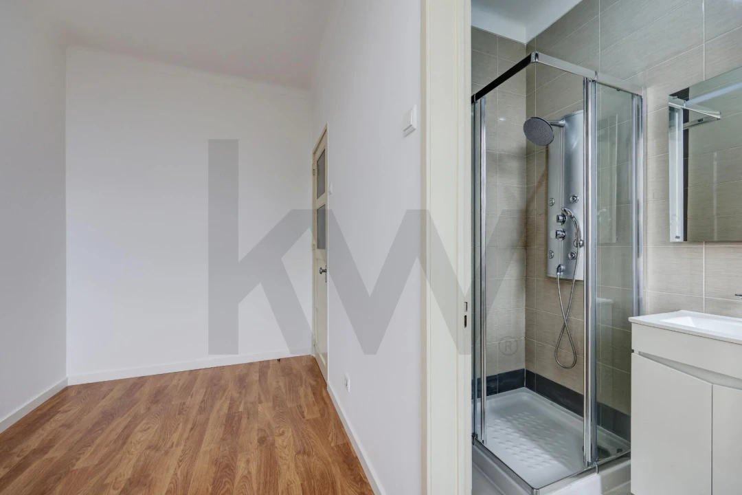 Apartamento T4 para Venda em União das Freguesias de Setúbal Foto 32