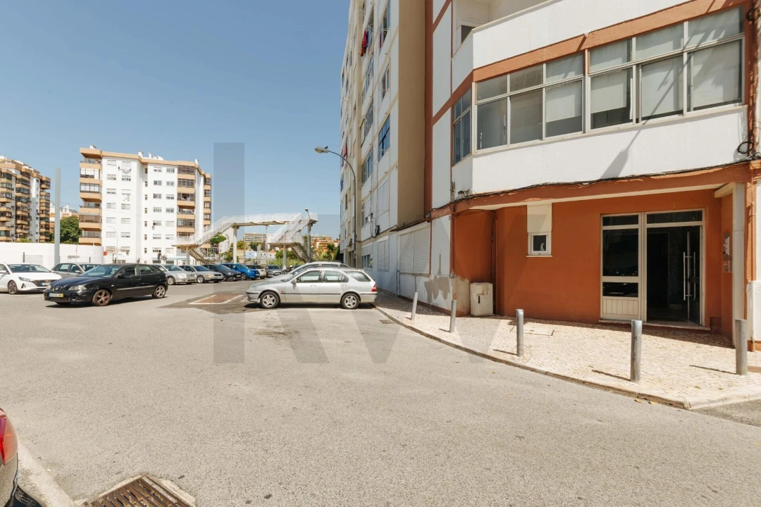 Apartamento T1 para Arrendamento em Oeiras e São Julião da Barra, Paço de Arcos e Caxias Foto 31