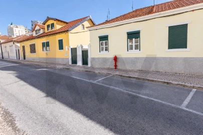 Moradia T2 para Venda em Areeiro
