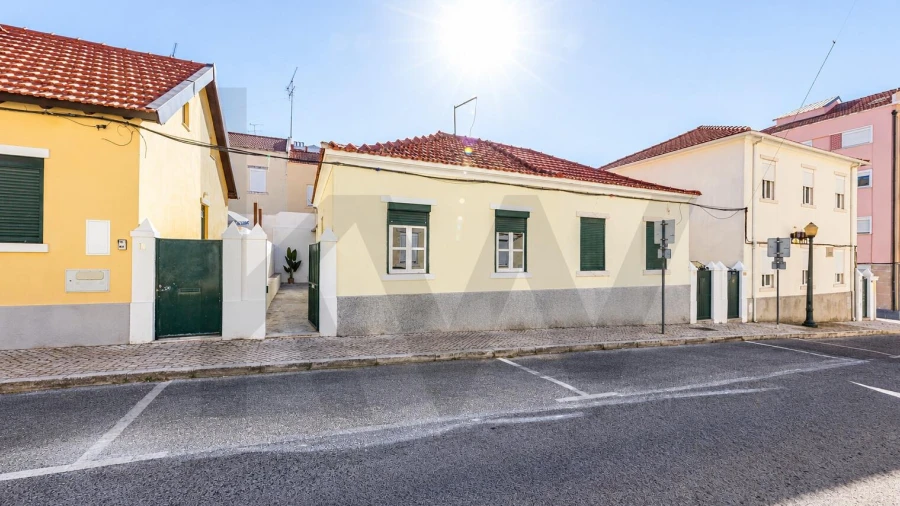 Moradia T2 para Venda em Areeiro