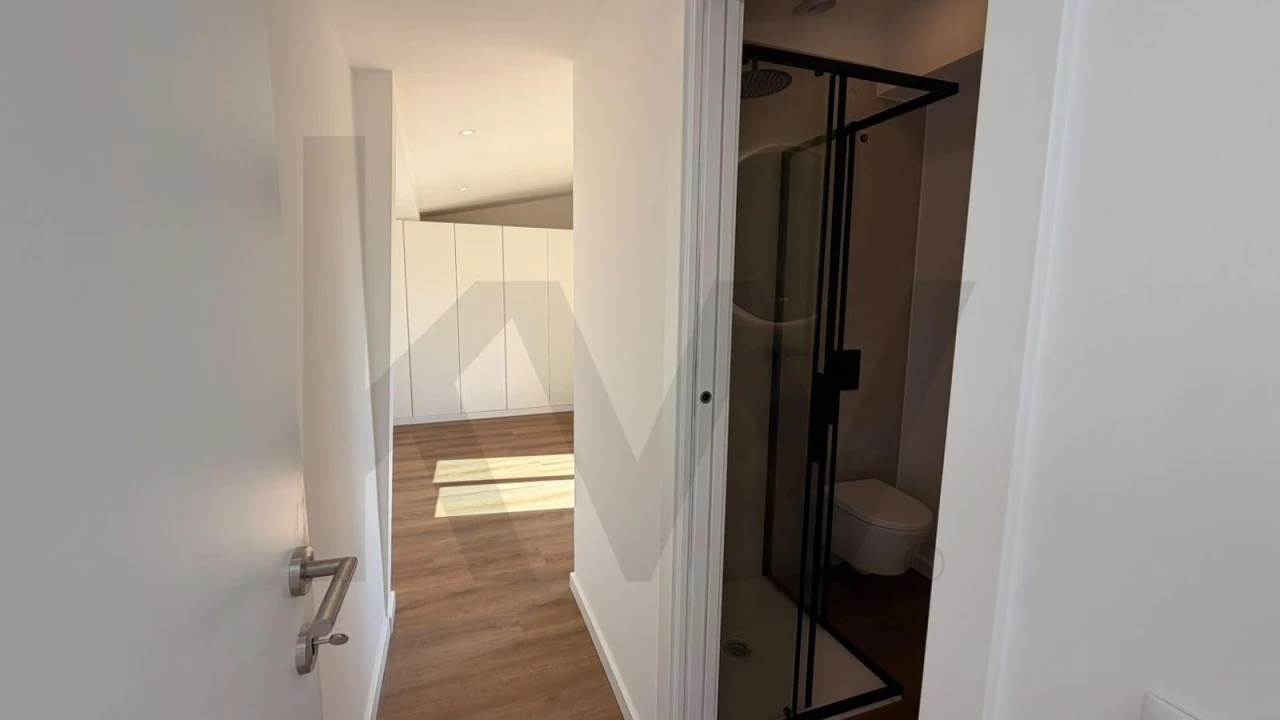 Moradia T1 para Venda em Oeiras e São Julião da Barra, Paço de Arcos e Caxias Foto 18