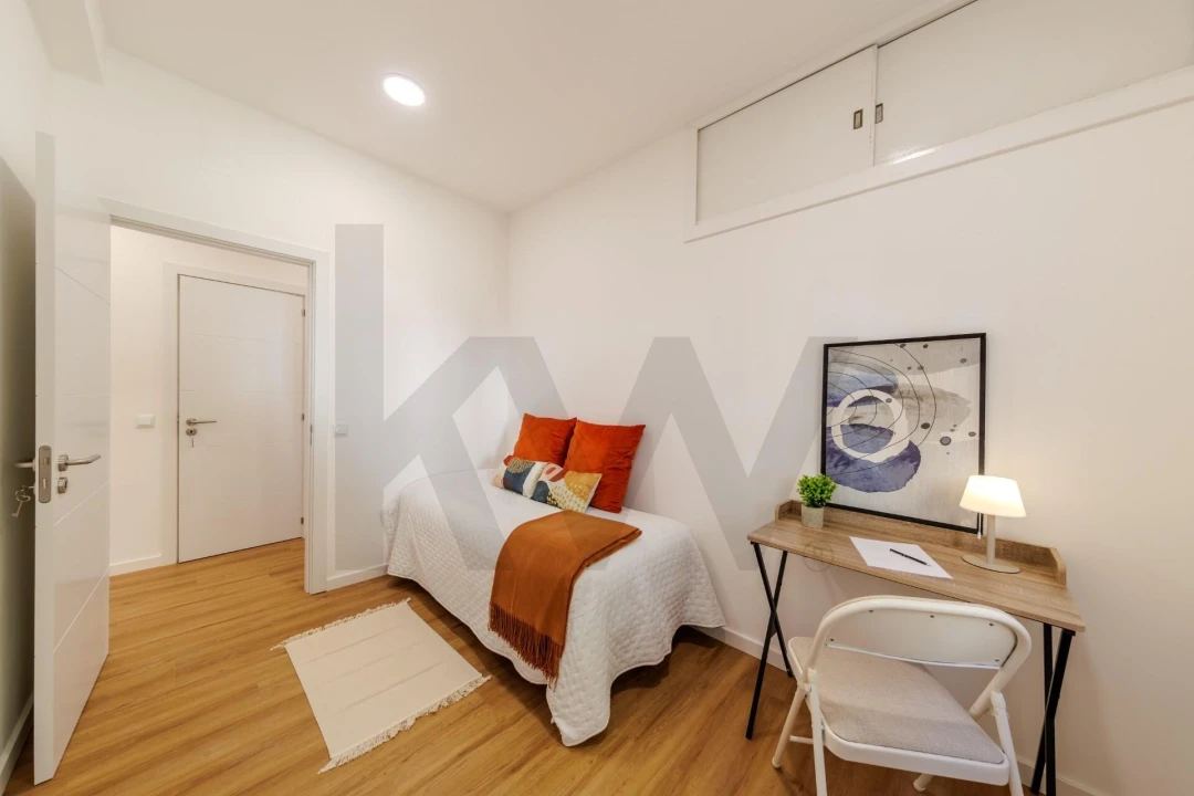 Apartamento T2 para Venda em Corroios Foto 30