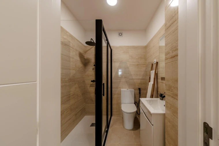 Apartamento T2 para Venda em Corroios Foto 26