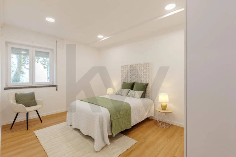 Apartamento T2 para Venda em Corroios Foto 12