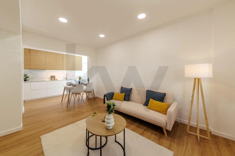 Apartamento T2 para Venda em Corroios Foto 8