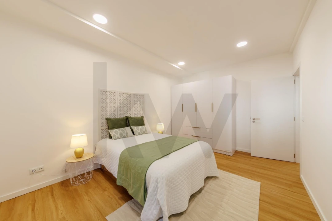 Apartamento T2 para Venda em Corroios Foto 15