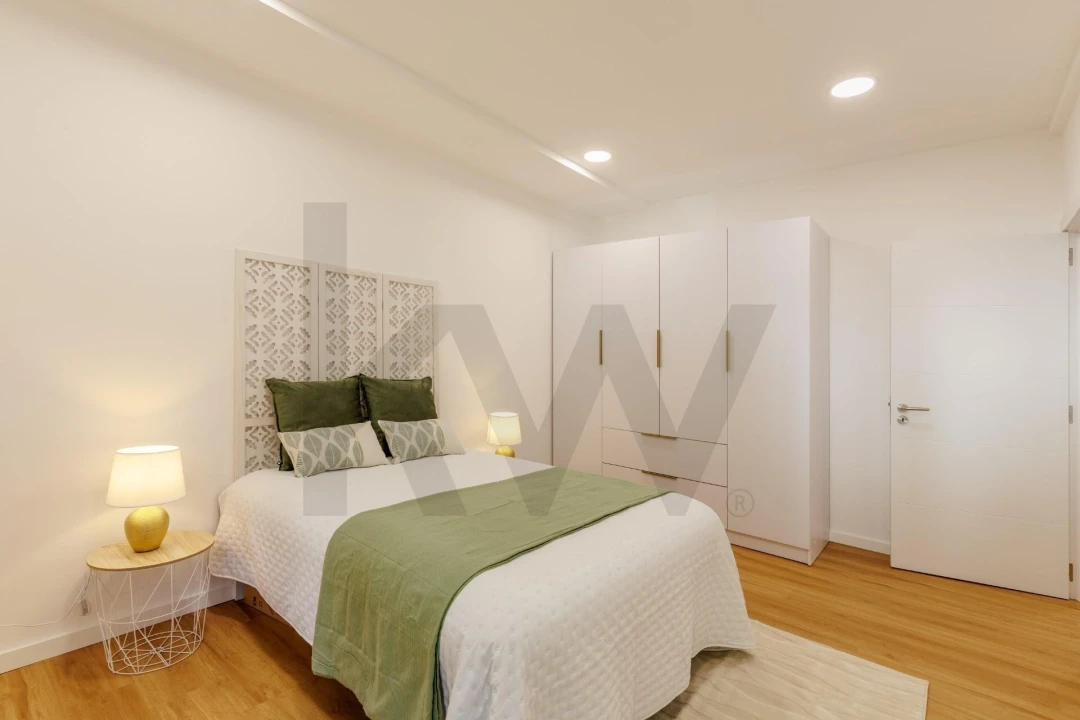 Apartamento T2 para Venda em Corroios Foto 14