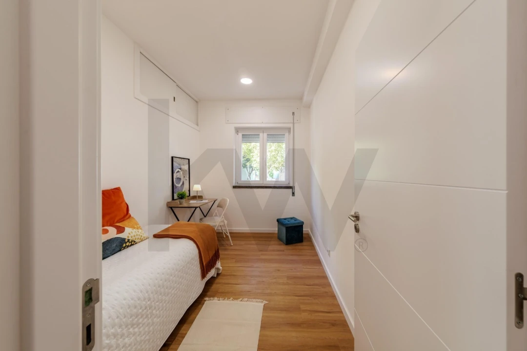 Apartamento T2 para Venda em Corroios Foto 28