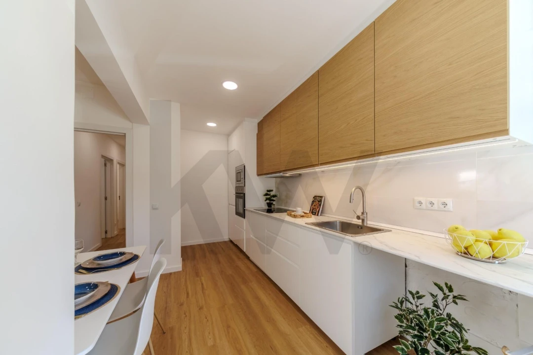 Apartamento T2 para Venda em Corroios Foto 10