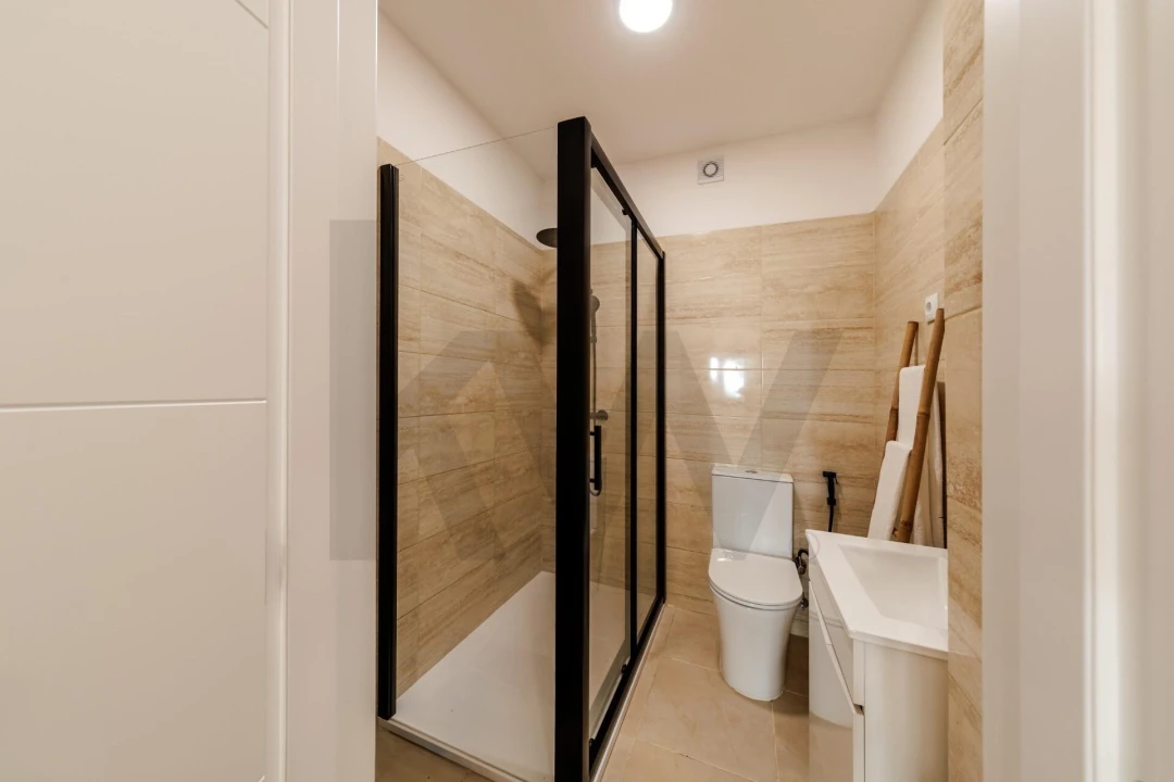 Apartamento T2 para Venda em Corroios Foto 25