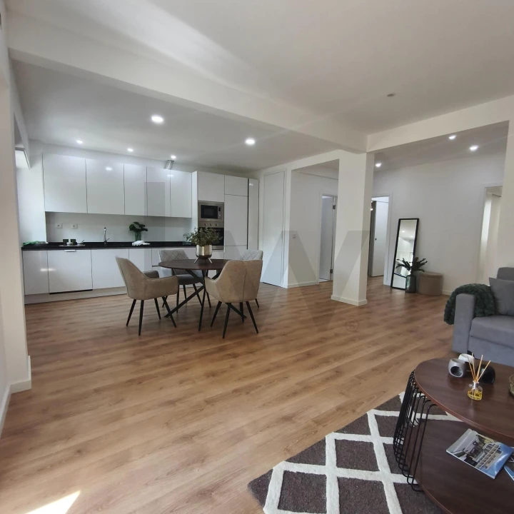 Apartamento T3 para Venda em Benfica Foto 7
