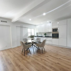 Apartamento T3 para Venda em Benfica