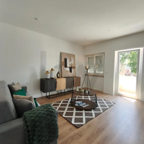Apartamento T3 para Venda em Benfica Foto 3