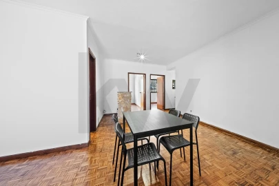 Apartamento T2 para Venda em Caniço