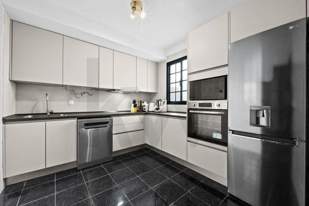 Apartamento T2 para Venda em Caniço Foto 1