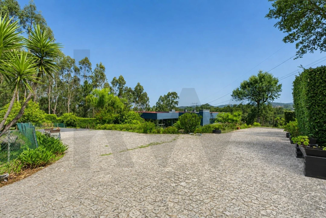 Moradia T3 para Venda em São Roque Foto 35