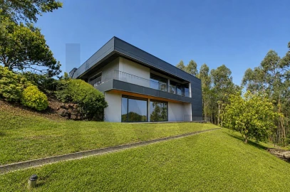 Moradia T3 para Venda em São Roque