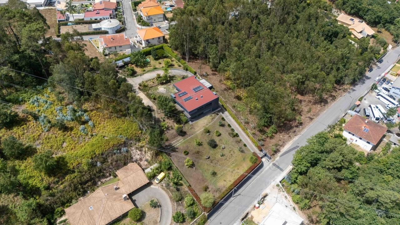 Moradia T3 para Venda em São Roque Foto 42